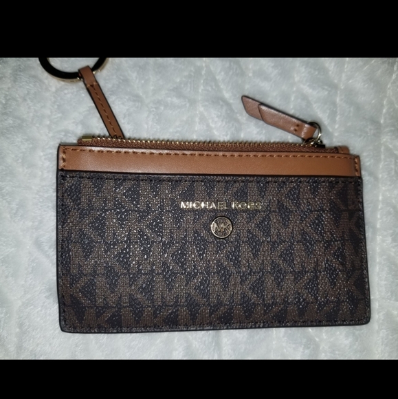 Michael Kors Shoulder Bag & Wallet - Picture 7 of 9